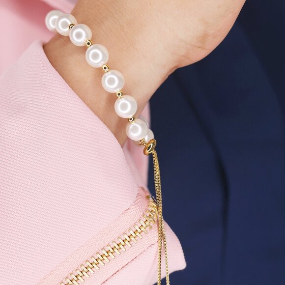 Stylish Stainless Steel Bracelet with Pearls - Unique Fashion Piece - Picture 3 of 5